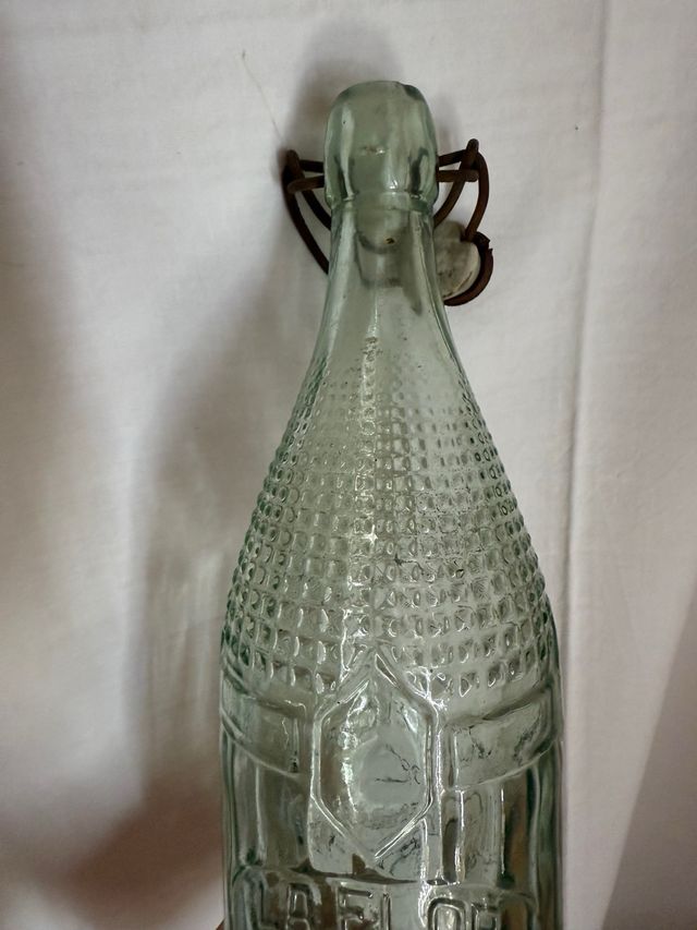 Botella antigua gaseosa La Flor de Valencia