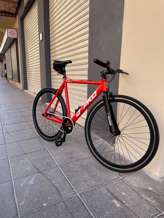 Bicicleta fixed gear roja