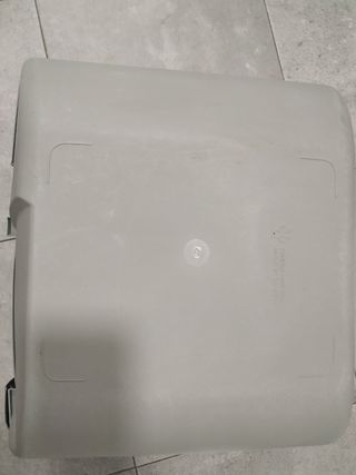 Arenero Omega Paw cubierto