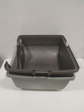 Arenero Omega Paw cubierto