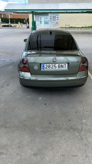 Volkswagen Passat 2003