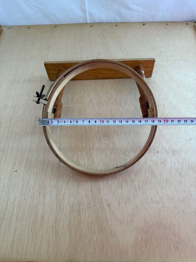 Bastidor Bordar 19cm -antiguo