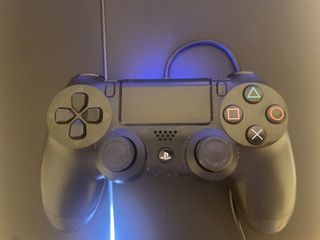PS4 (PlayStation 4) negra 500 gb