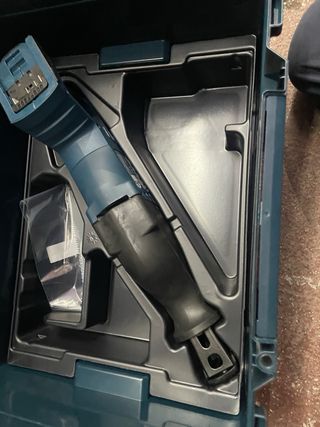Sierra sable Bosch GSA 18V