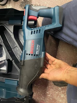 Sierra sable Bosch GSA 18V