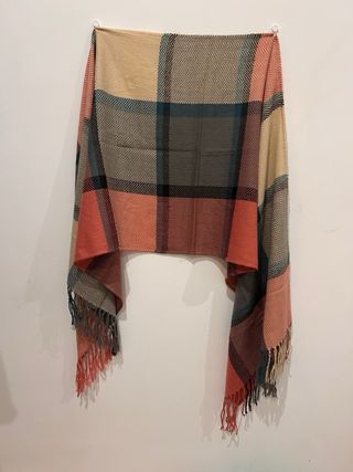 Bufanda cuadros gris-rosa