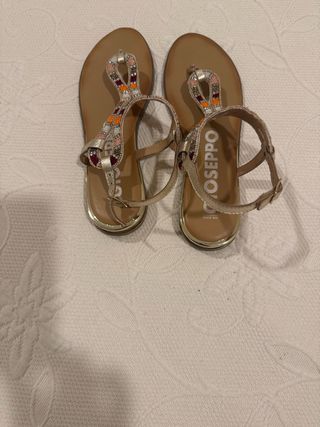 Sandalias Gioseppo doradas