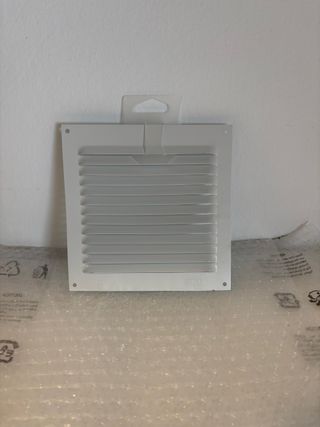 AMIG REJILLA DE VENTILACIÓN 150x150mm NUEVA