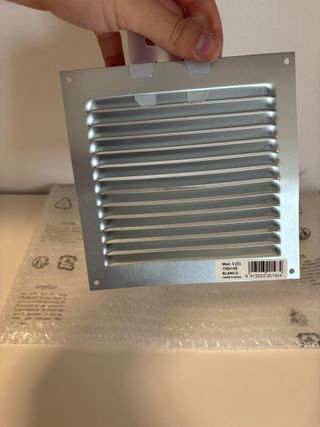 AMIG REJILLA DE VENTILACIÓN 150x150mm NUEVA