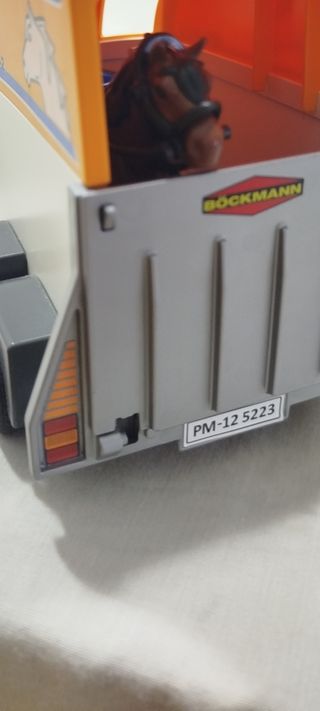 Playmobil 5223 - Caballo y remolque