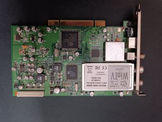 Tarjeta gráfica Radeon HD6570 2GB