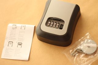Caja fuerte Airbnb - Candado seguridad