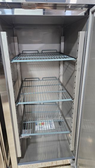 Nevera vertical ecofrost