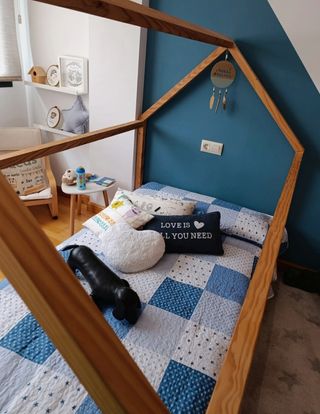 Cama casa madera Montessori infantil
