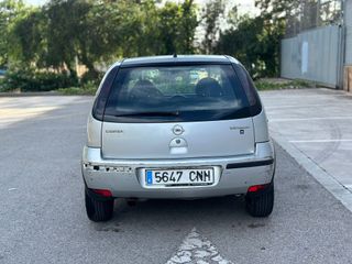 Opel Corsa 2003