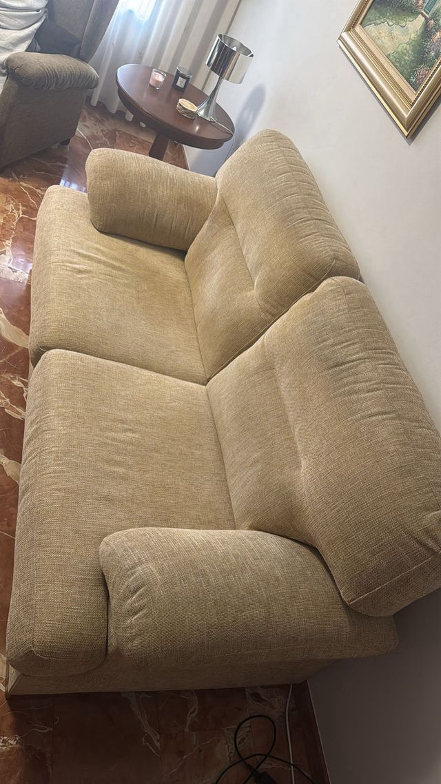 Sofá 3 plazas beige oscurito