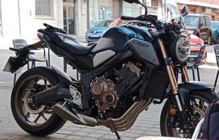 Honda CB650R - Moto Azul Solo venta en persona