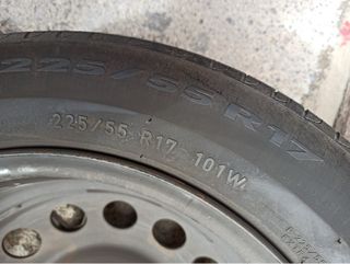 Llantas acero 17”+ tapacubos. 
Citroen Spacetourer