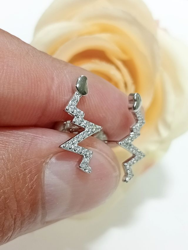 Pendientes plata ley electrocardiograma