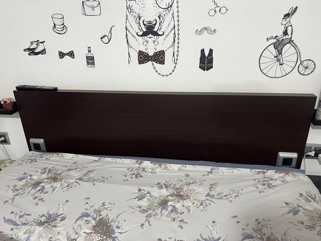 Cabecero cama 150cm + mecanismos+ 2 mesitas noche.