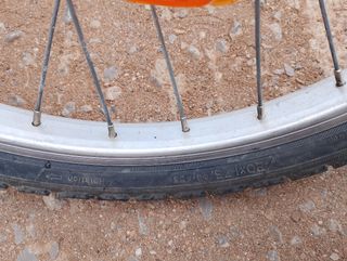 Bicicleta niña 20" Btwin, reparar rueda