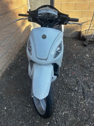 Moto Sym: Piezas