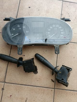 Cuadro y mandos Renault Traffic 03-07