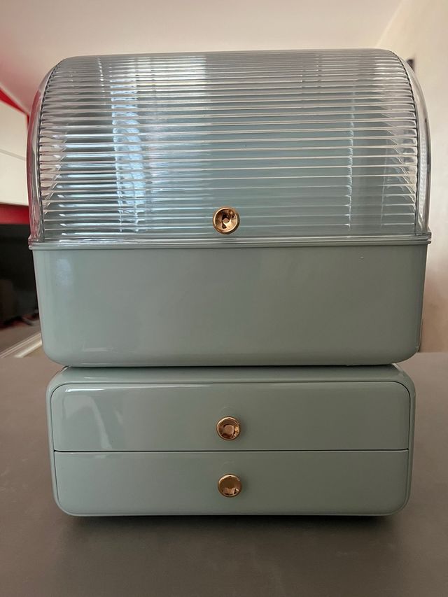 Organizzatore cosmetici verde