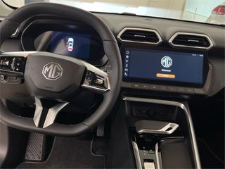 MG ZS Hybrid+ Luxury