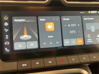 MG ZS Hybrid+ Luxury