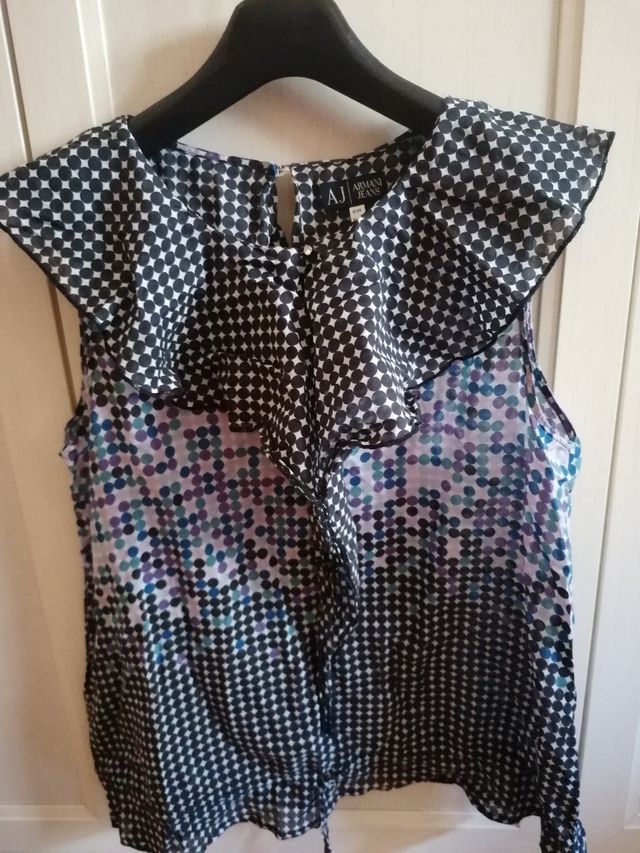 Blusa Armani Jeans M multicolor