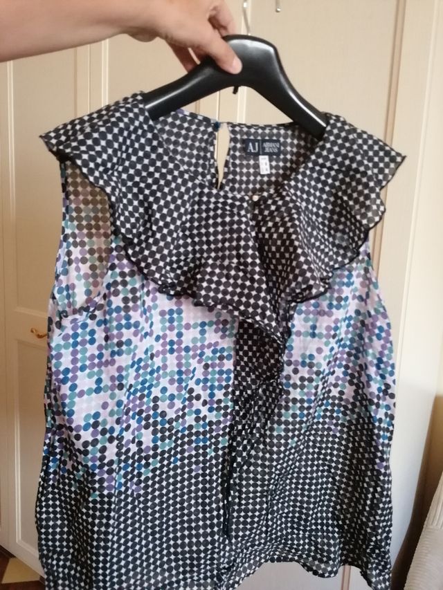 Blusa Armani Jeans M multicolor