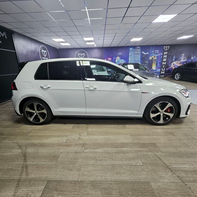 VOLKSWAGEN Golf GTI 2.0 TSI 180kW (245CV) DSG