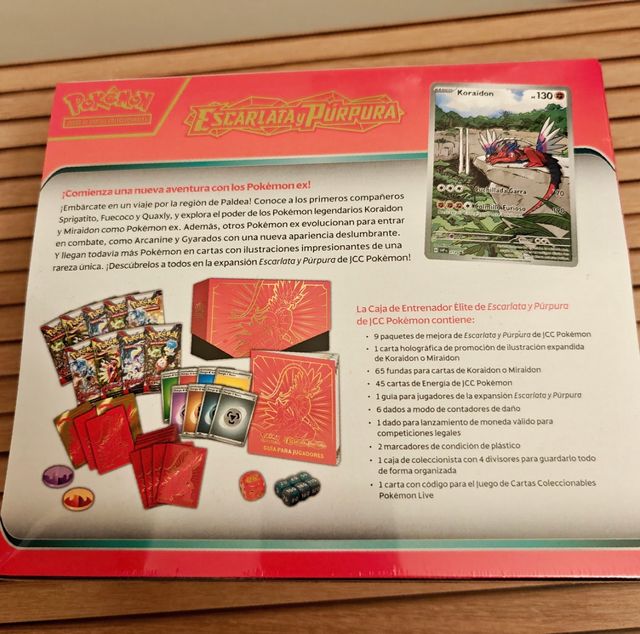 Caja Entrenador Élite Pokémon Escarlata y Púrpura
