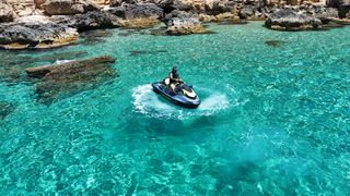 Alquiler moto acuática jet ski moto de agua Seadoo
