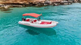 Barco todo incluido con paddle y water scooter