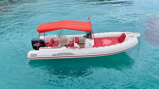 Barco todo incluido con paddle y water scooter
