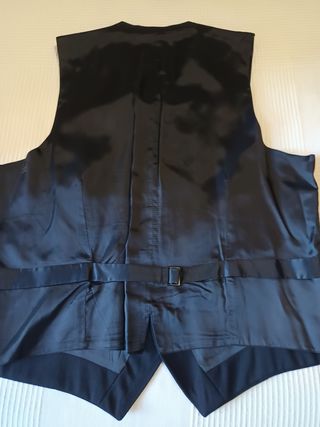 Traje negro hombre: chaqueta + chaleco