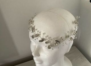 Tiara novia con hojas 