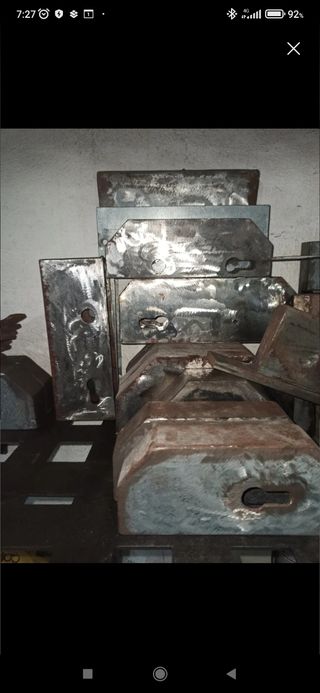 PACK de cerraduras varias y material puertas