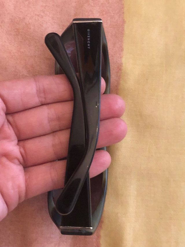 GIVENCHY - montura gafas sol SGV504