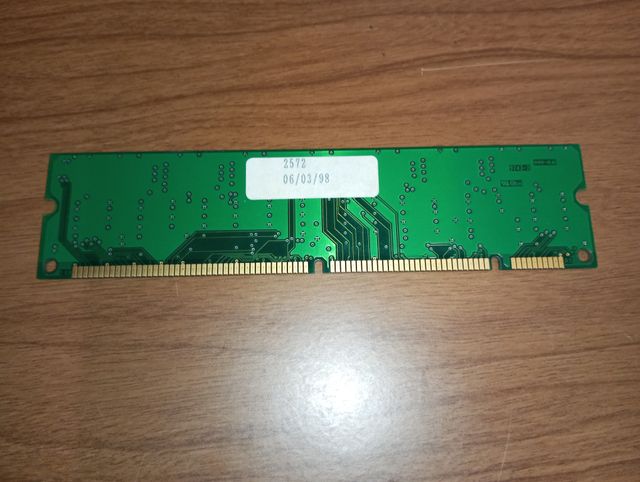 Módulo de memoria Dimm de 64MB SD-RAM PC100