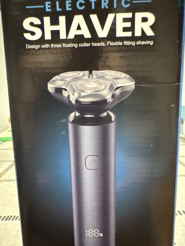 Afeitadora eléctrica - 3 cabezales