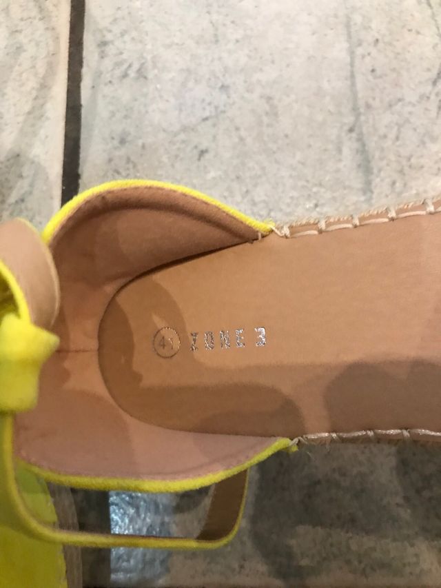 Sandali YONE gialli, n. 41