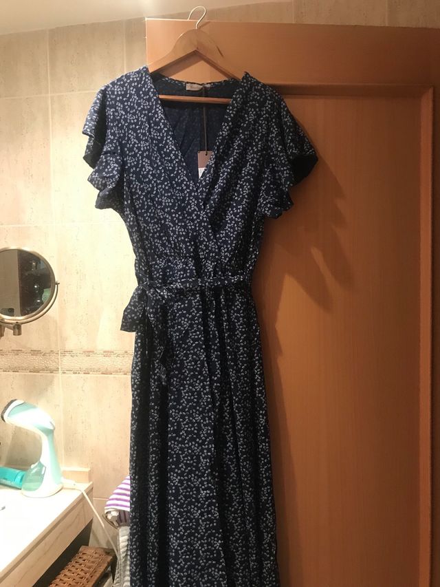 Vestido largo azul con flores nuevo con etiquetas