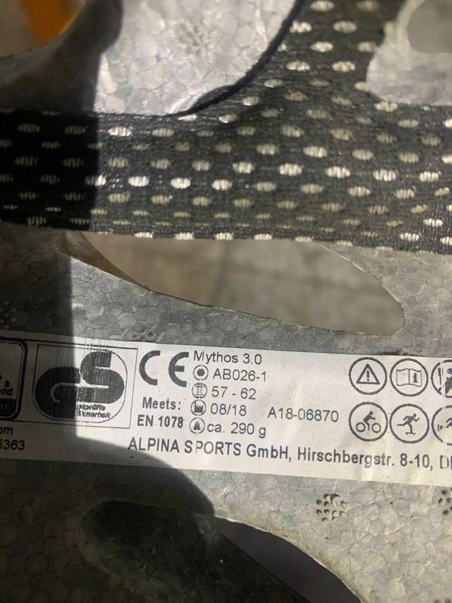 Casco bici Alpina, morado-verde