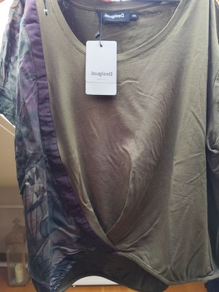 Camiseta Desigual verde