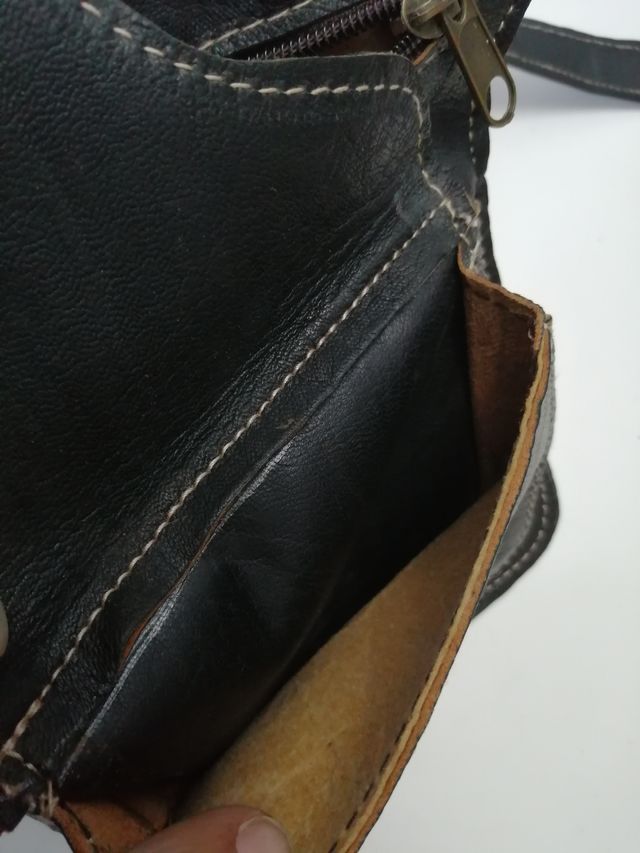 Riñonera negra cuero