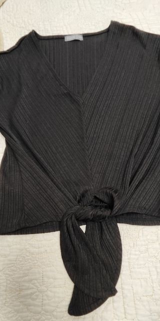 Top negro anudado 3/4