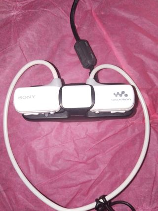 Sony auriculares deportivos
MP3 - Blanco